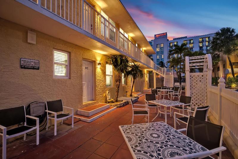 Laguna Blu Beach image