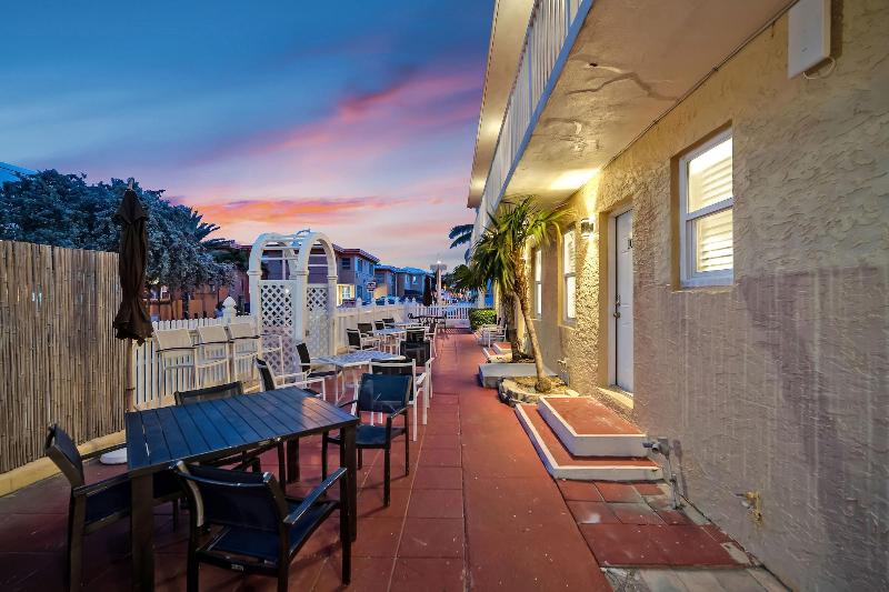 Laguna Blu Beach image