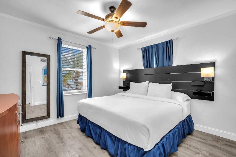 Laguna Blu Beach image