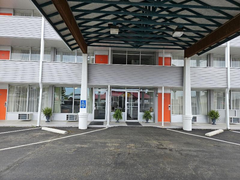The Branson Welcome Inn Country Blvd image