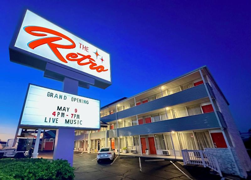 The Branson Welcome Inn Country Blvd image