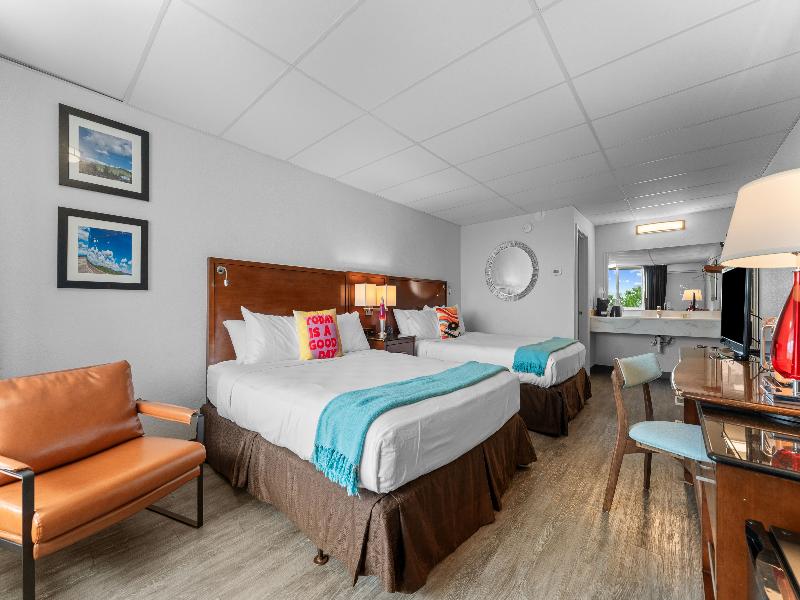 The Retro Hotel 3