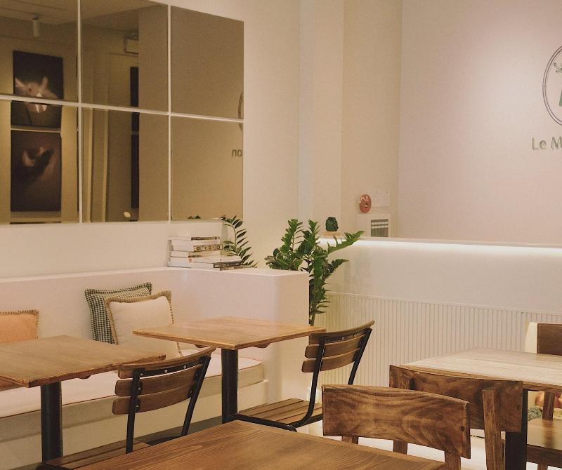 Le Macaron Boutique Hotel image