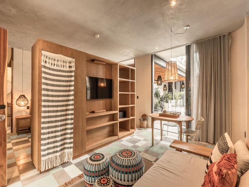 Naj Tulum image
