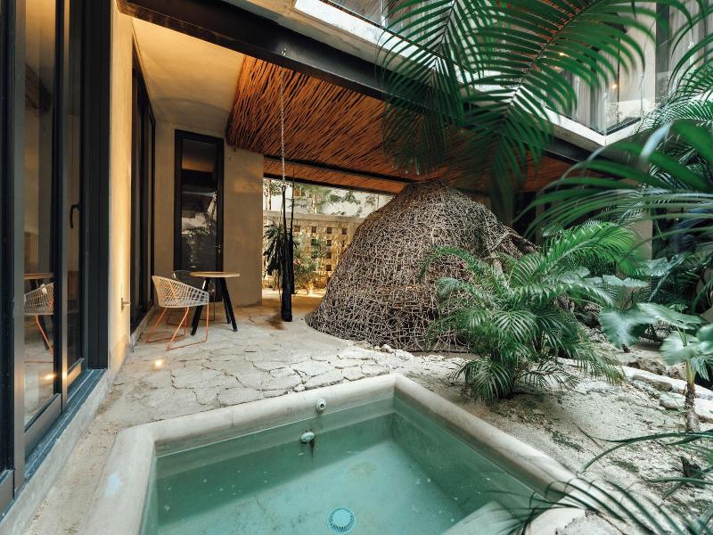 Naj Tulum image
