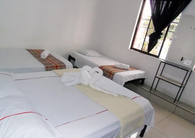 Hotel El Descanso image