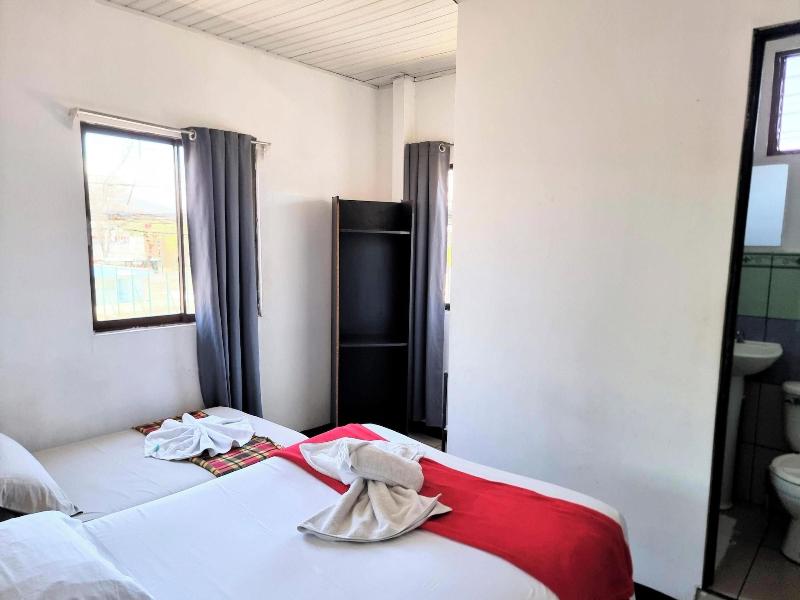 Hotel El Descanso image