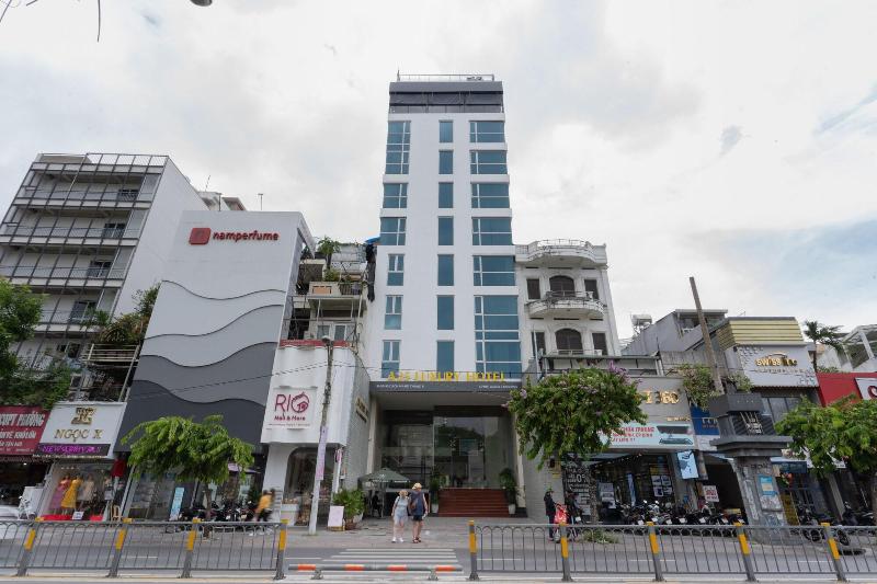 A25 Hotel 55 Cach Mang Thang 8 — general view
