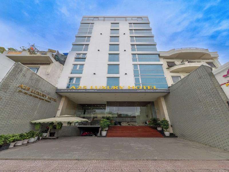 A25 Hotel 55 Cach Mang Thang 8 — general view