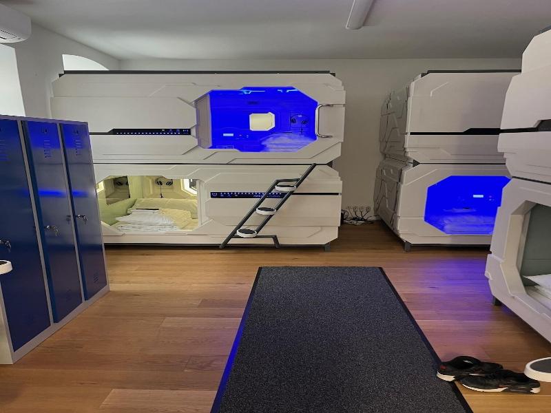 Space Home Apartment Prater image