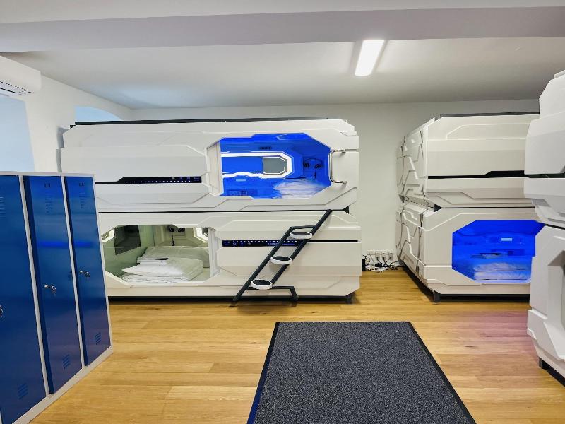 Space Home Apartment Prater image