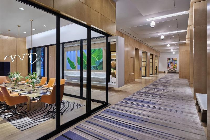 The Crescent Hotel Fort Worth image