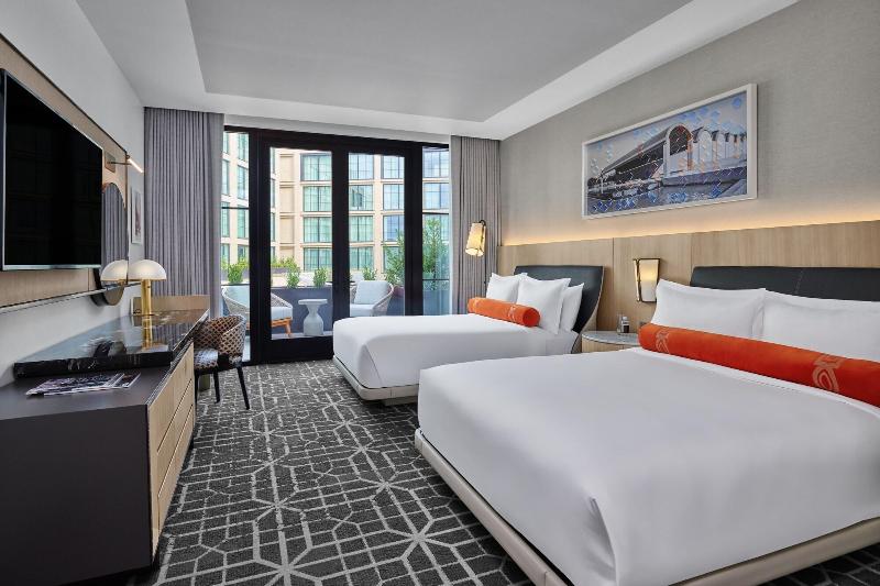 The Crescent Hotel Fort Worth image