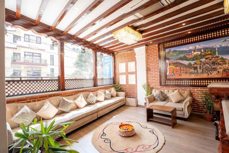 Airport Himalaya Boutique Hotel image