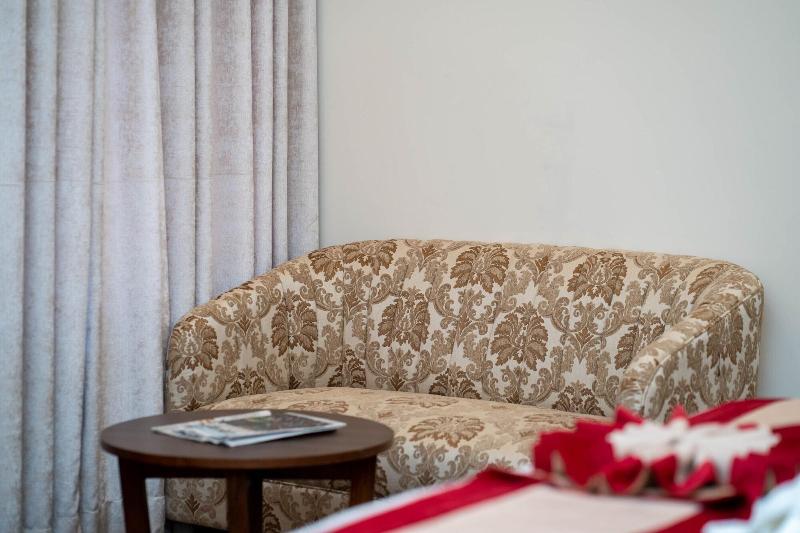 Airport Himalaya Boutique Hotel image