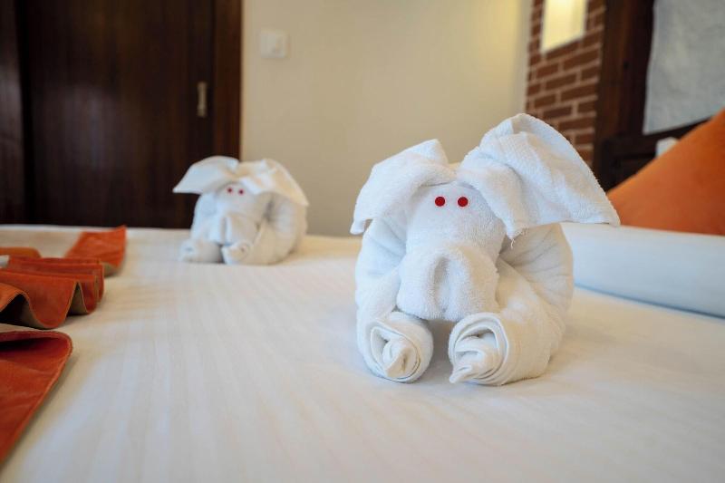 Airport Himalaya Boutique Hotel image