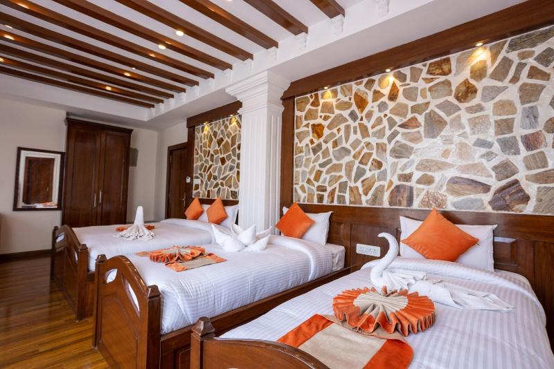 Airport Himalaya Boutique Hotel image