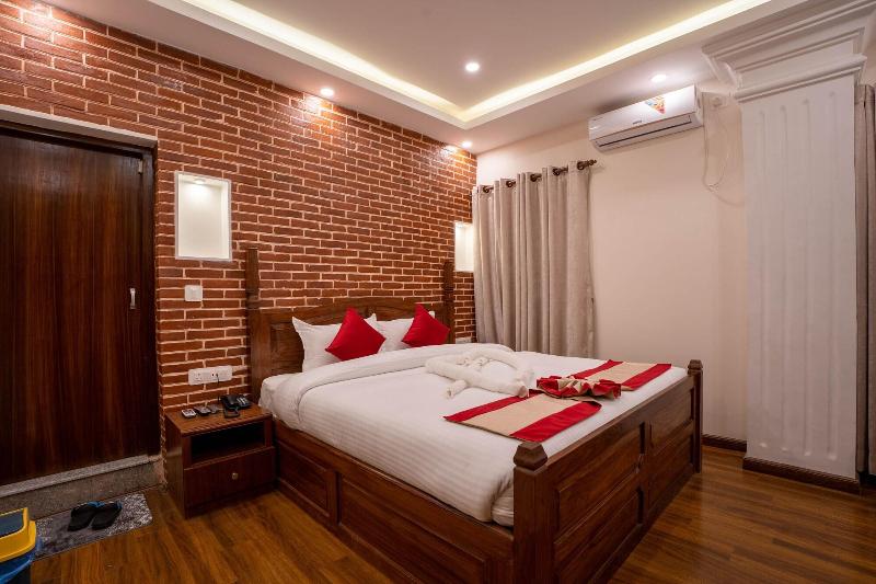 Airport Himalaya Boutique Hotel image