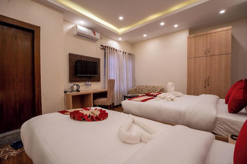 Airport Himalaya Boutique Hotel image