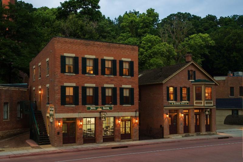 Hotel Galena — general view