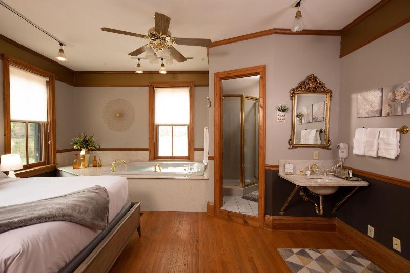Hotel Galena image