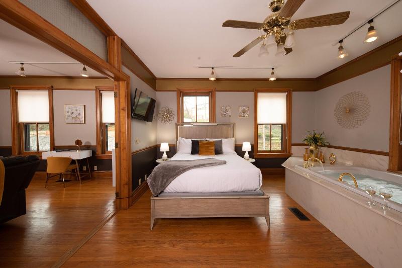 Hotel Galena image