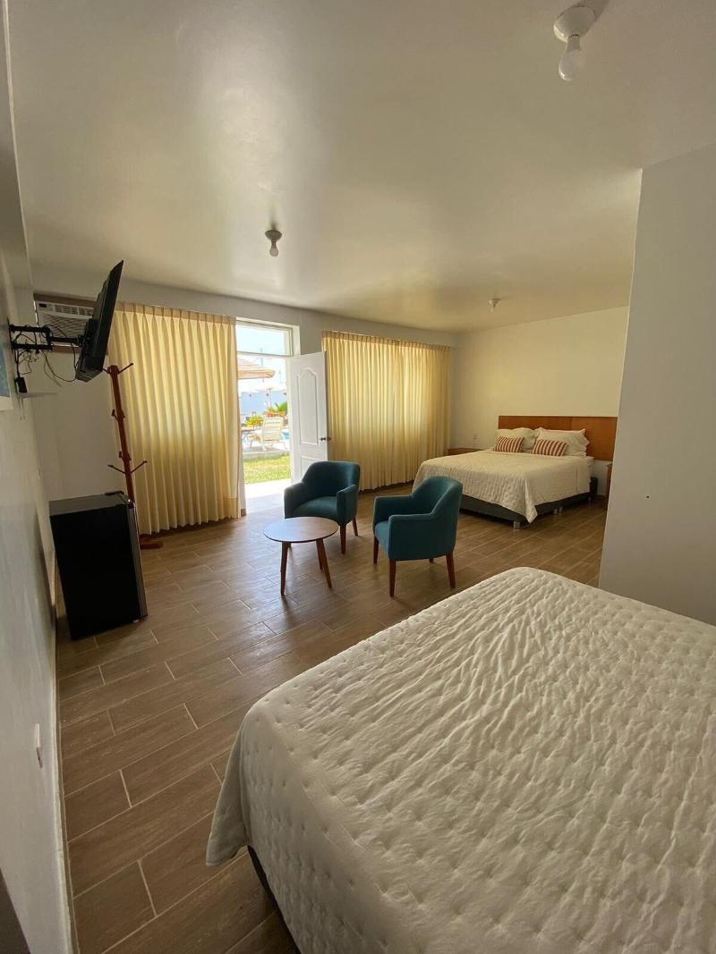 Prim Hotel Vichayito image