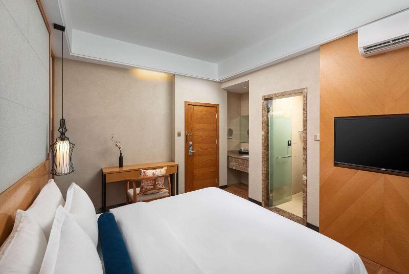 Days Inn By Wyndham Dali Erhai Park image