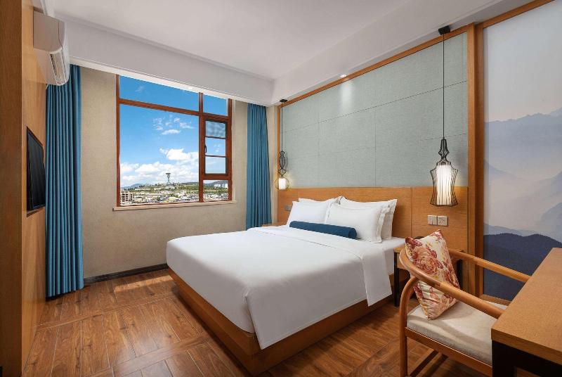 Days Inn By Wyndham Dali Erhai Park image