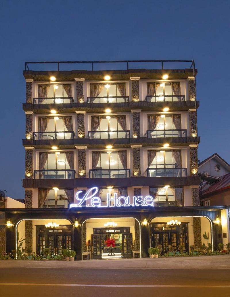 Le House Dalat image