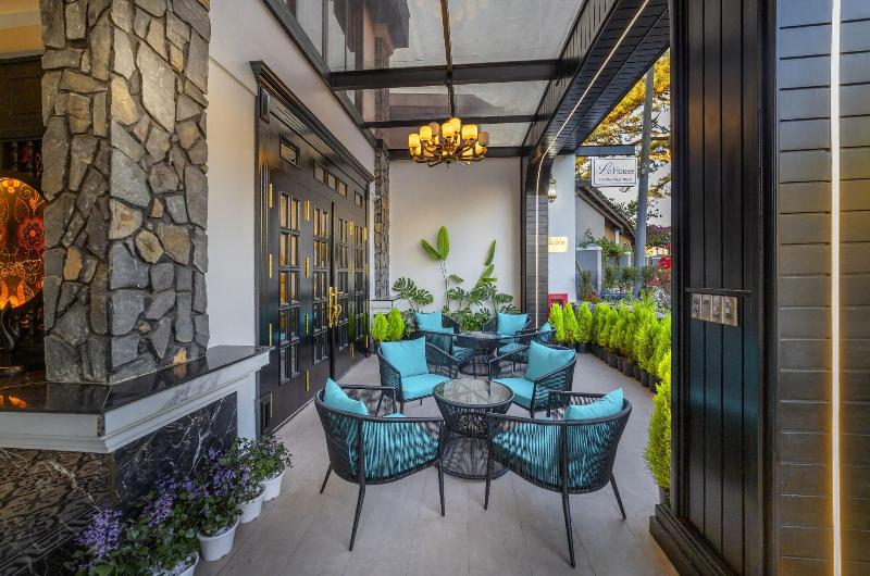 Le House Dalat image