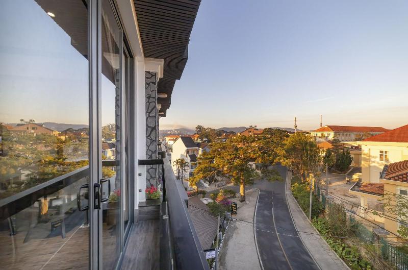 Le House Dalat image