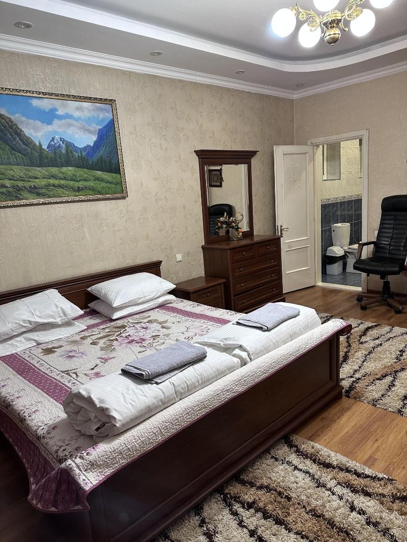 Amanat Hostel image