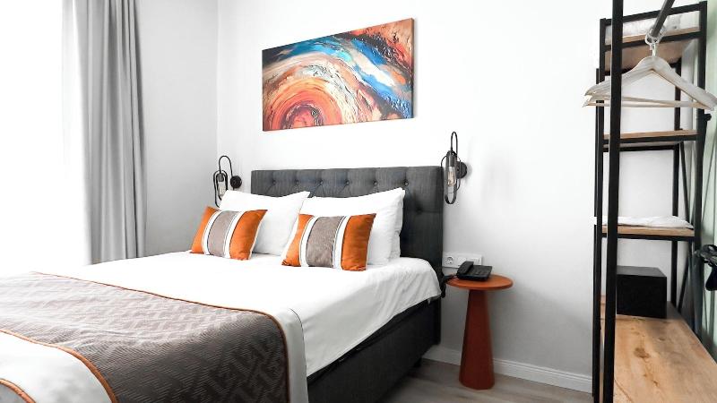 Echinus Hotels image