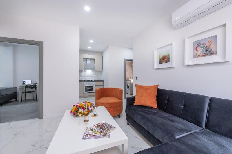 Echinus Hotels image