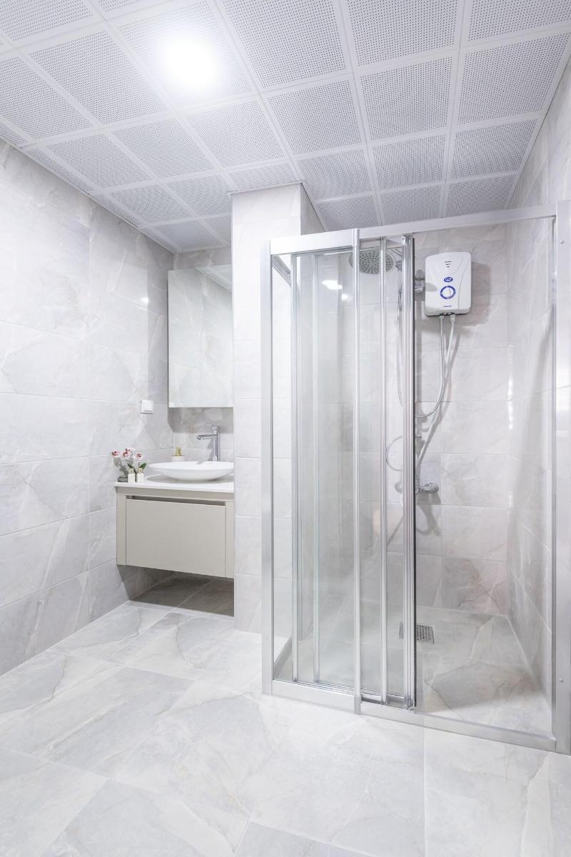 Echinus Hotels image