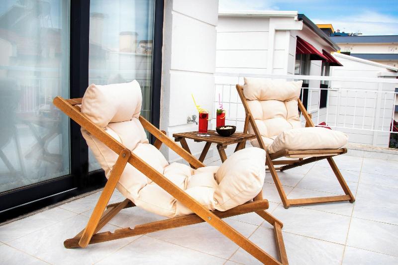 Echinus Hotels image