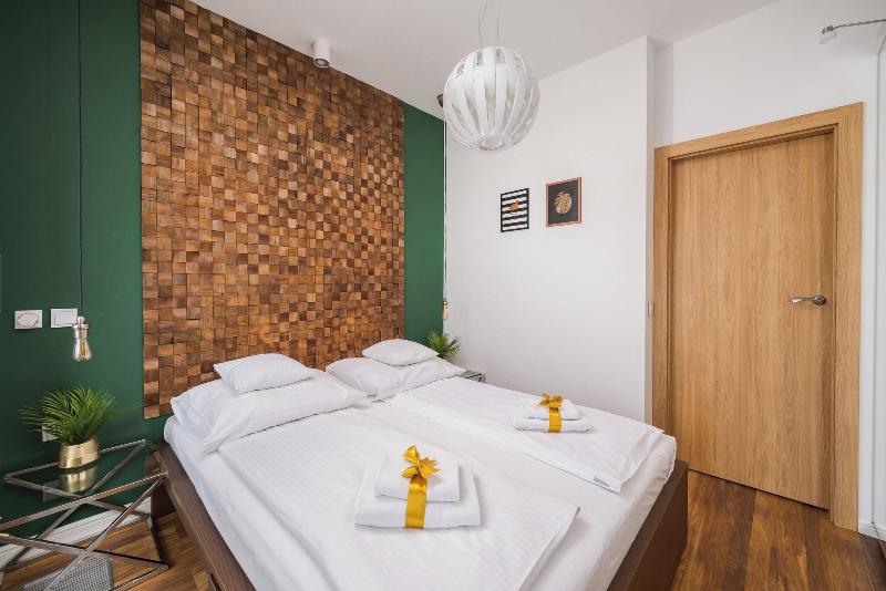 Aparthotel Warsaw Hub image