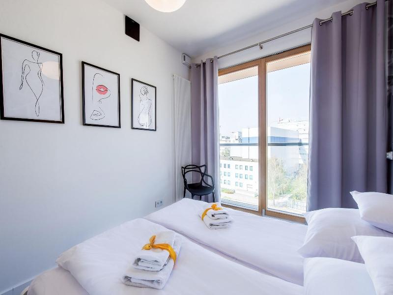 Aparthotel Warsaw Hub image