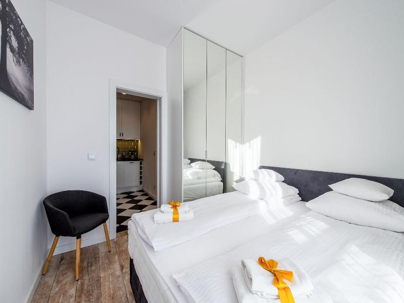 Aparthotel Warsaw Hub image