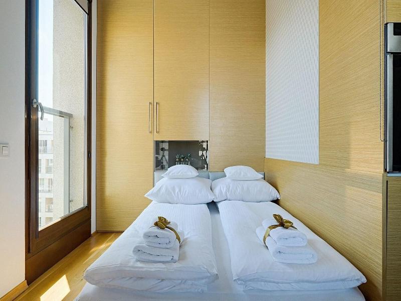 Aparthotel Warsaw Hub image