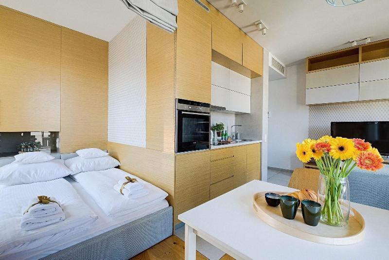 Aparthotel Warsaw Hub image
