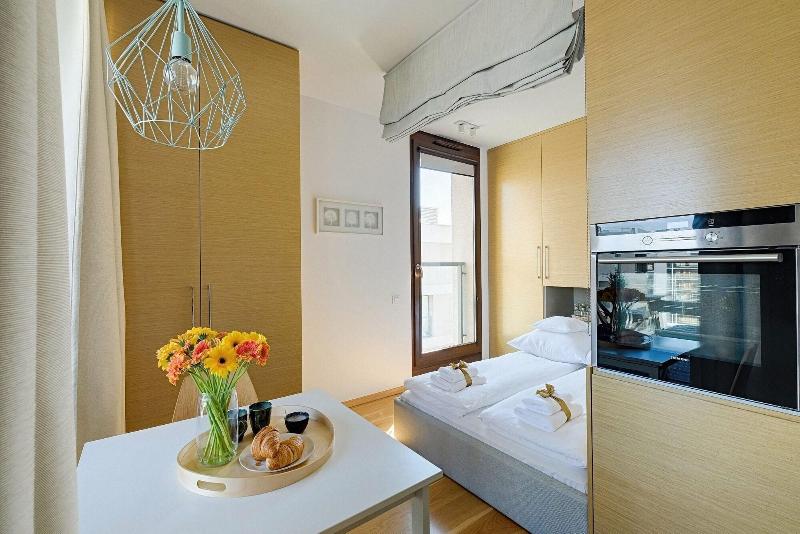 Aparthotel Warsaw Hub image