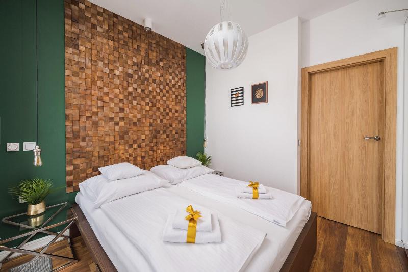 Aparthotel Warsaw Hub image