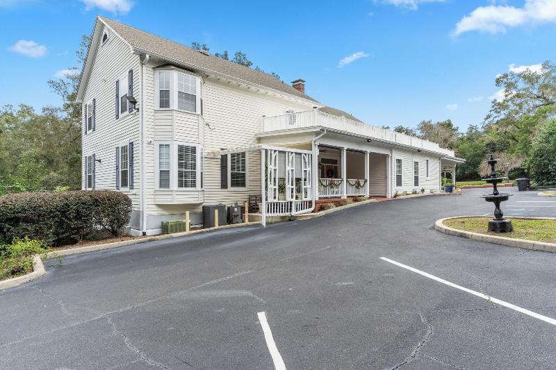 The Capitol Inn Tallahassee