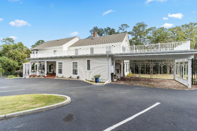 The Capitol Inn Tallahassee