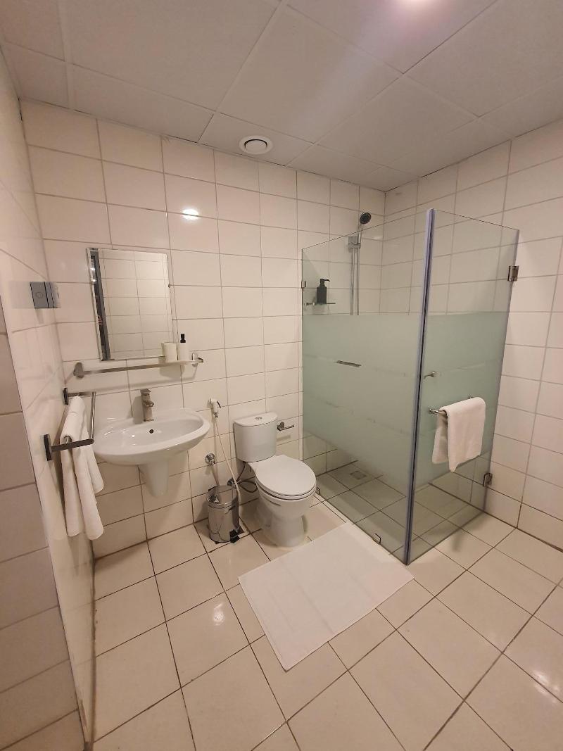Riggae Tower Hotel image