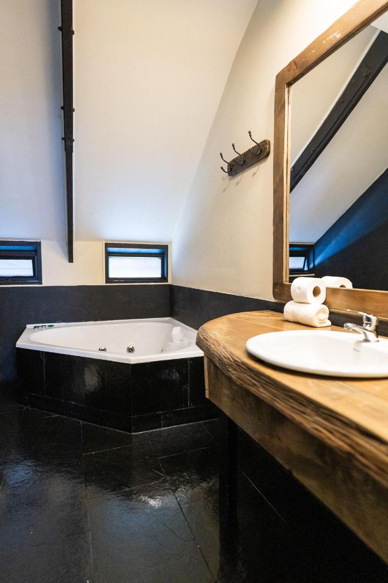 Hotel Newen Bnb — view