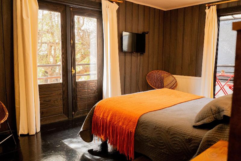 Hotel Newen Bnb image