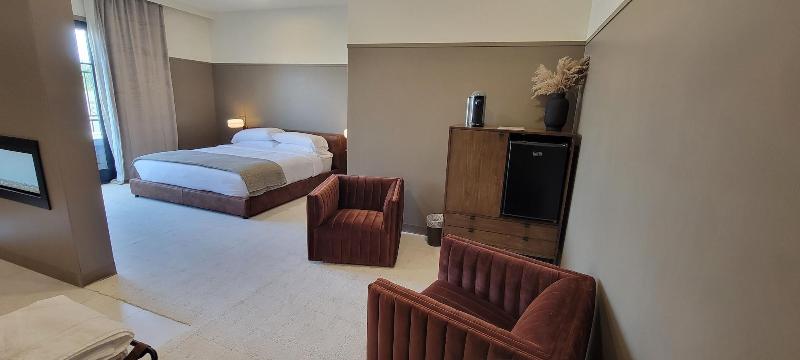 The Atlee Suites image